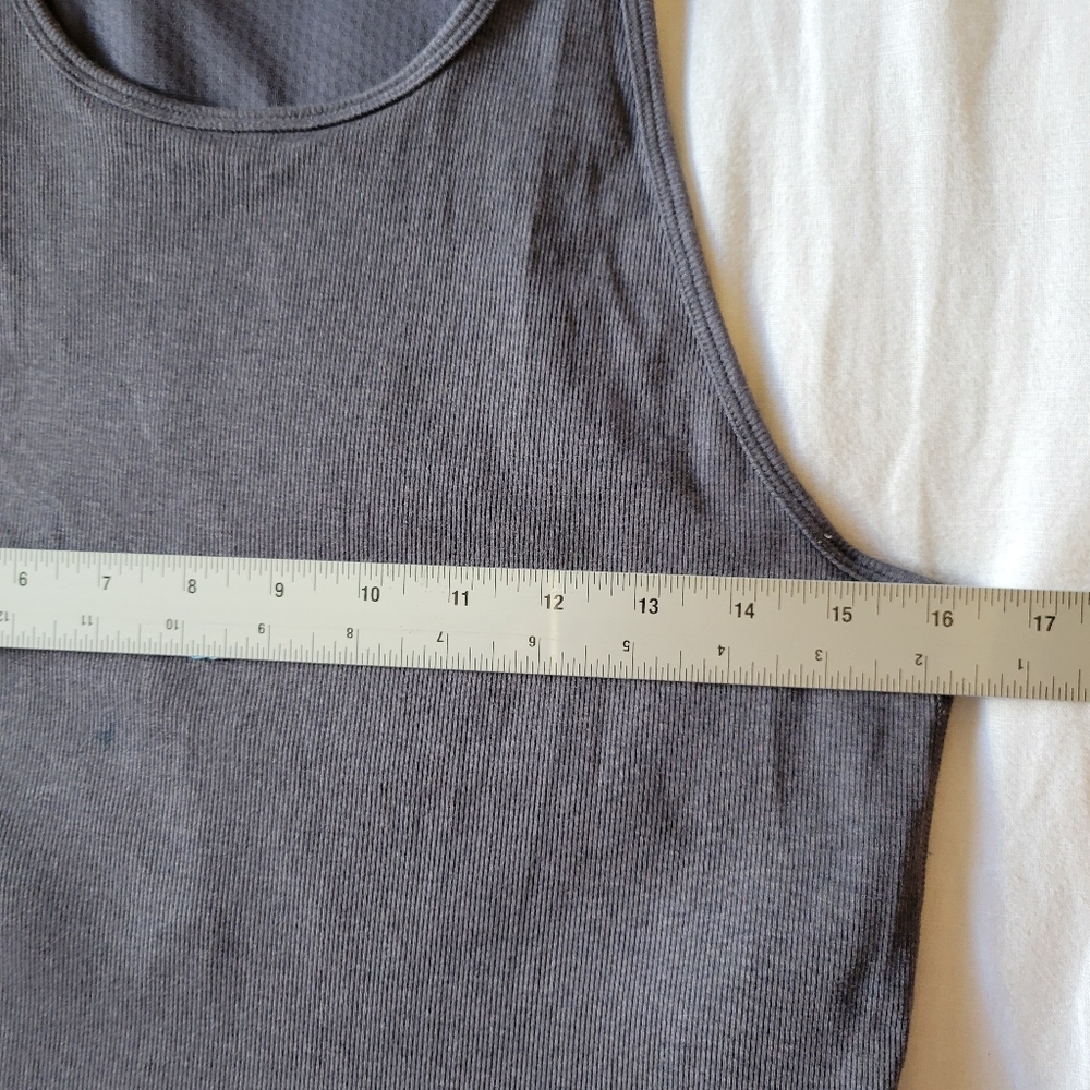 Vuori Dark Gray Women's Tank Top - Picture 3 of 6